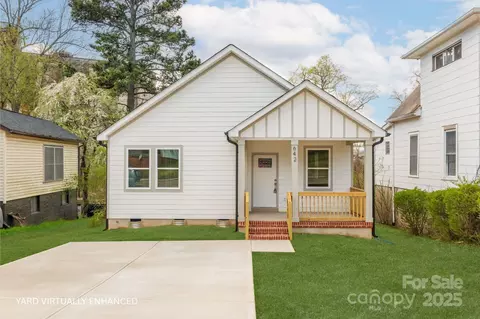 642 Harrison St, Statesville, NC 28677