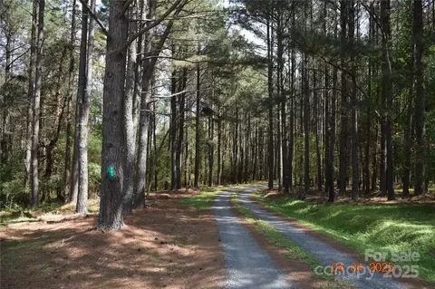 7780 Stokes Ferry Rd, Salisbury, NC 28146 photo 2