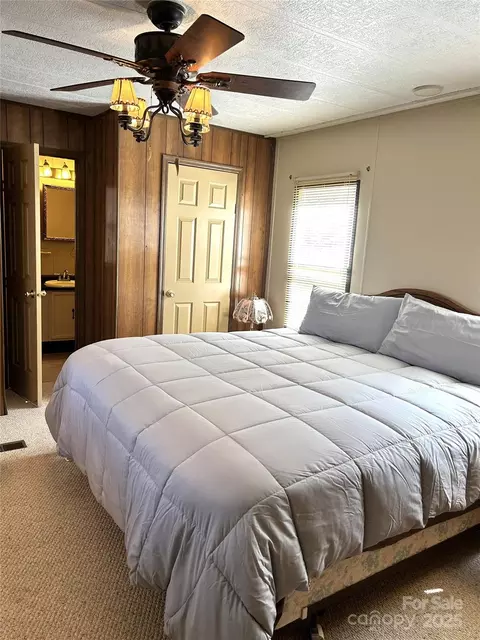 Bedroom - 84 Greentree Ln, Canton, NC 28716 photo 1 of 3