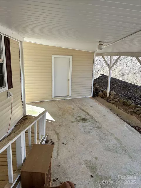 Exterior - 84 Greentree Ln, Canton, NC 28716 photo 2 of 4
