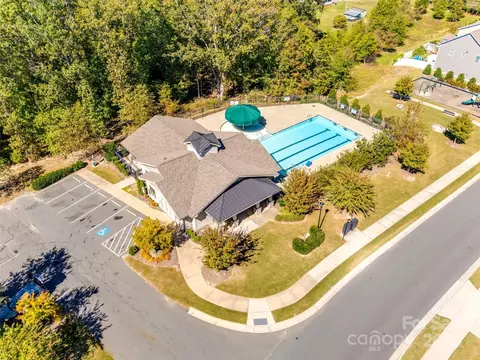 View/Area - 1211 Croft Dr, Fort Mill, SC 29708 photo 3 of 4