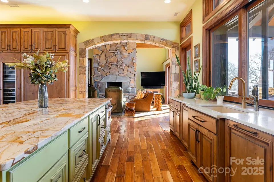 Kitchen - 24 Snow Ridge Dr, Hendersonville, NC 28792 photo 3 of 9