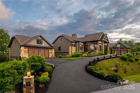 Exterior - 24 Snow Ridge Dr, Hendersonville, NC 28792 photo 1 of 8