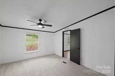 450 Tot Dellinger Rd, Cherryville, NC 28021 photo 8