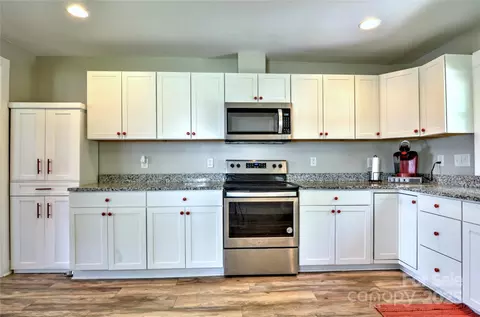 Kitchen - 302 Griffith Rd, Monroe, NC 28112 photo 2 of 3
