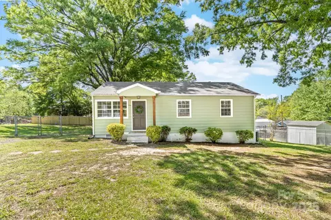 1905 Wood St, Gastonia, NC 28052