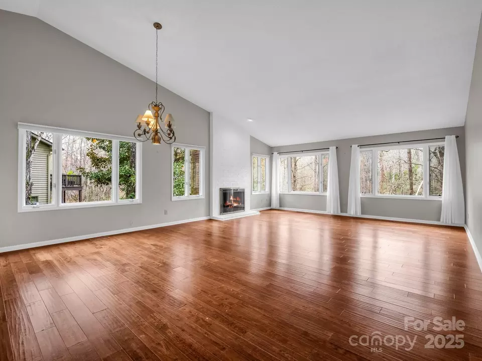 Living - 31 Hunting Country Trl, Tryon, NC 28782 photo 2 of 13