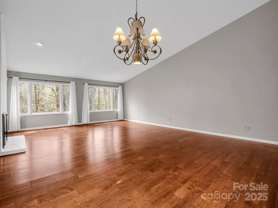 Living - 31 Hunting Country Trl, Tryon, NC 28782 photo 3 of 13