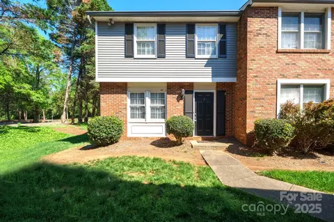 1205 Scaleybark A Rd #A, Charlotte, NC 28209