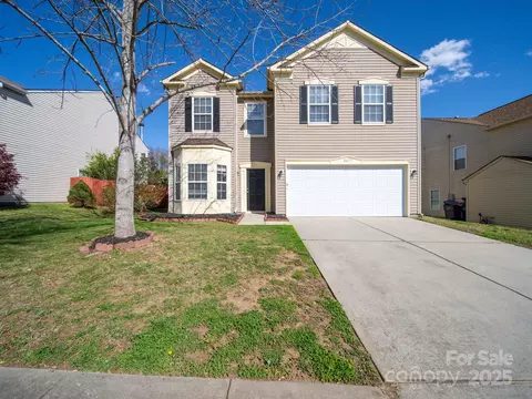 5670 Hammermill Dr, Harrisburg, NC 28075
