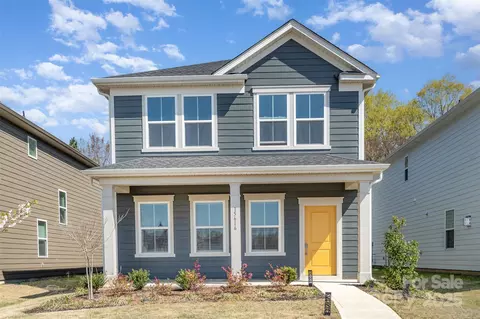 15616 Parkside Crossing Dr, Charlotte, NC 28278