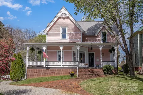 820 N Main St, Salisbury, NC 28144