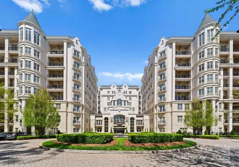 2823 Providence 325 Rd #325, Charlotte, NC 28211