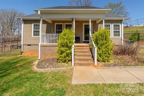 112 Mcginnis St, Kings Mountain, NC 28086