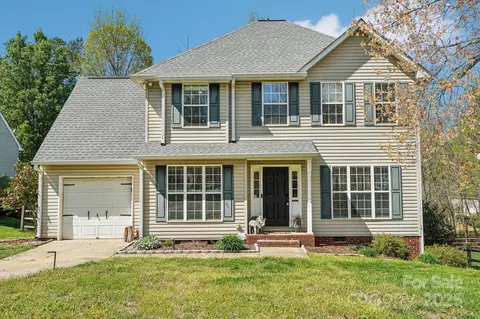 11615 Hidden Grove Trl, Charlotte, NC 28215