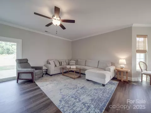 Living - 3810 New Salem Rd, Monroe, NC 28110 photo 2 of 4