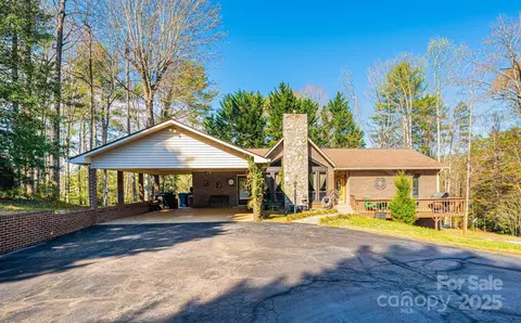 57 Laurel St, Granite Falls, NC 28630