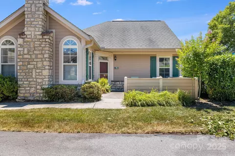 78 Mountain Meadow Cir, Weaverville, NC 28787
