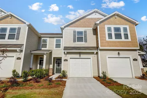 2385 Hedgecliff Rd, Kannapolis, NC 28083
