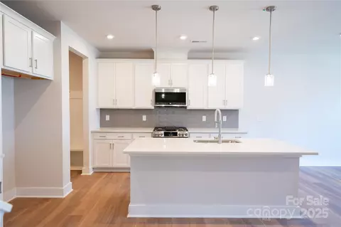 219 Halemarg Dr, Belmont, NC 28012