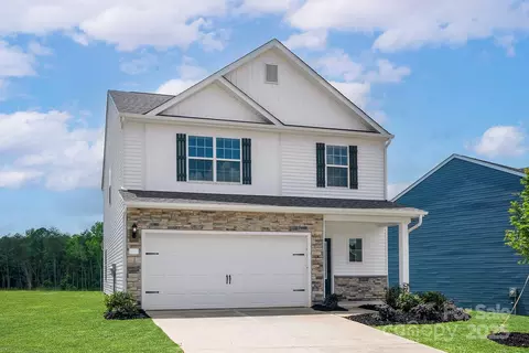 5716 Skinny Dr, Charlotte, NC 28215