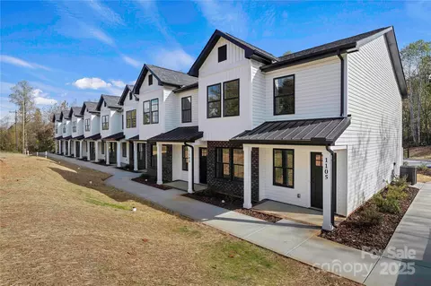 1143 Kimball Landing Ln, China Grove, NC 28023