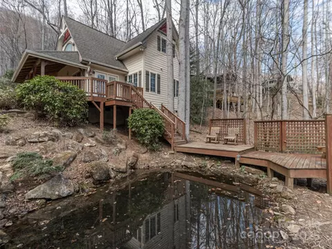 360 Laurel Ridge Rd, Maggie Valley, NC 28751