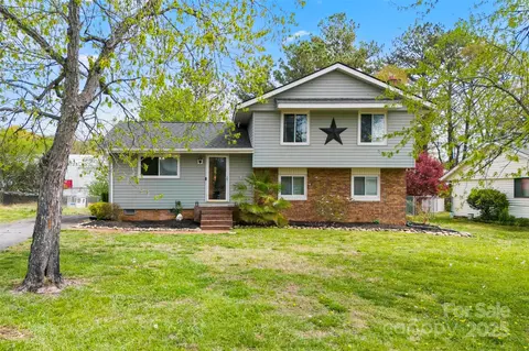 1308 Gaston Way, Dallas, NC 28034