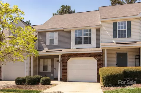 4548 Antelope Ln, Charlotte, NC 28269