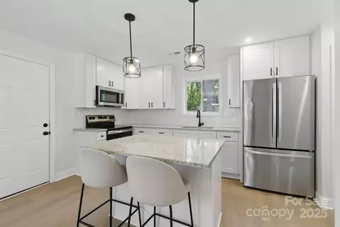 530 S Trenton St, Gastonia, NC 28052