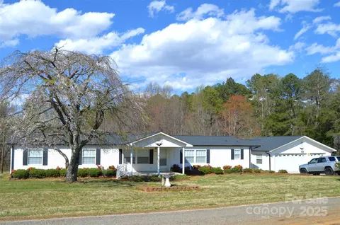 648 Dobson Farm Rd, Statesville, NC 28625