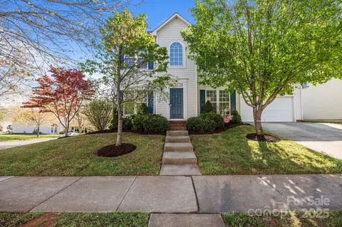 7262 April Mist Trl, Huntersville, NC 28078