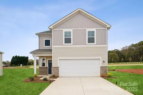 714 Olde England Dr, Lincolnton, NC 28092