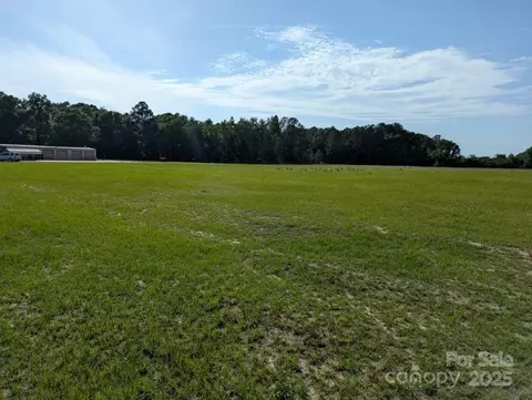 2128 N Fifth St, Hartsville, SC 29550