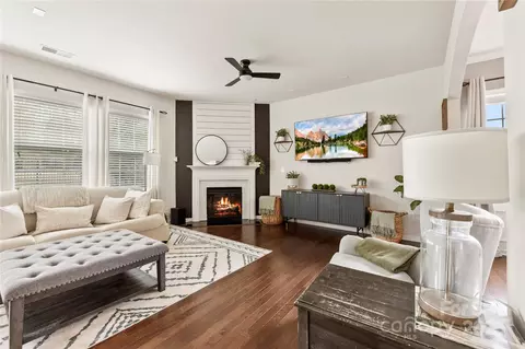 Living - 10773 Sapphire Trl, Davidson, NC 28036 photo 2 of 2