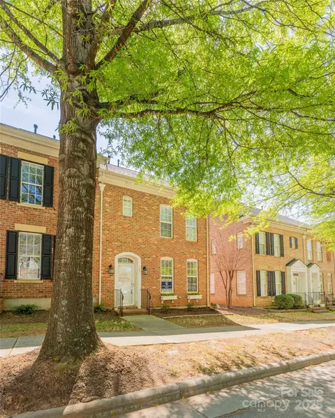 165 Singleton Rd, Mooresville, NC 28117