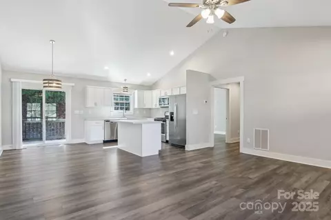 281 Plato Pl, Etowah, NC 28729 photo 8