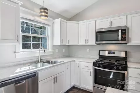281 Plato Pl, Etowah, NC 28729 photo 12