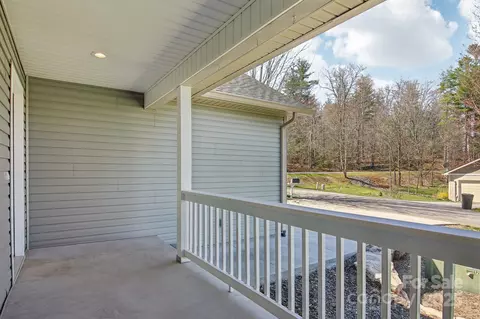 281 Plato Pl, Etowah, NC 28729 photo 3