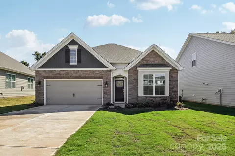 124 N Shayna Rd, Troutman, NC 28166