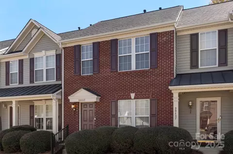 3048 Misty Harbor Cir #E, Cramerton, NC 28032