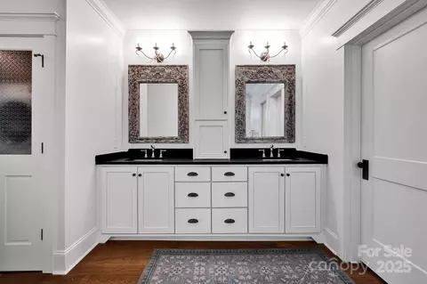 Bath - 411 Walnut St, Davidson, NC 28036 photo 1 of 6