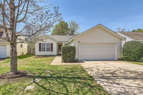 3023 Fairglen Rd, Charlotte, NC 28269