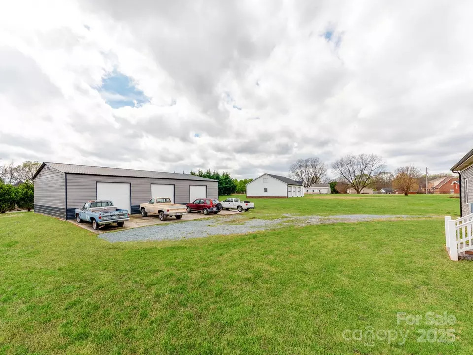 Exterior - 514 Baucom Deese Rd, Monroe, NC 28110 photo 2 of 4