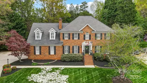 8911 Pennyhill Dr, Huntersville, NC 28078