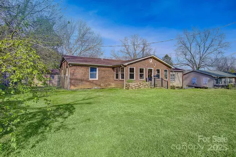 1014 W Bank St, Salisbury, NC 28144