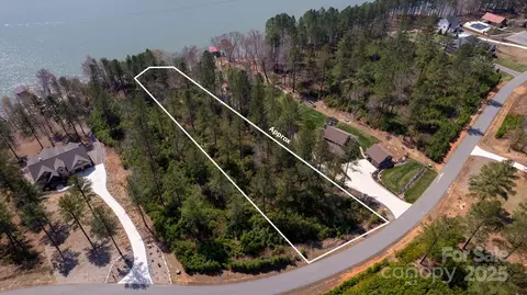 000 Coveside 118 Dr #118, Granite Falls, NC 28630