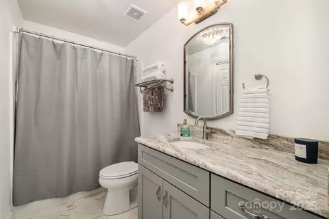 Bath - 336 Northwest Dr, Davidson, NC 28036 photo 2 of 2