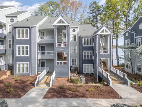 329 Northwest Dr, Davidson, NC 28036