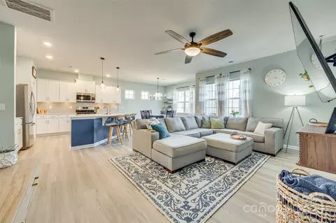 844 Brannons Trail Dr, Fort Mill, SC 29708 photo 7